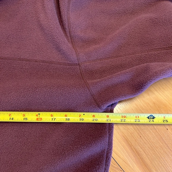 Lowe Alpine heavy fleece, unisex size Medium, dusty purple - Picture 5 of 8